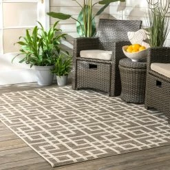 Hot Sale 💯 nuLOOM Cara Oriental Trellis Indoor/Outdoor Area Rug 🛒