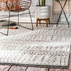 Top 10 😀 nuLOOM Outdoor Tribal Gretchen Area Rug ✔️