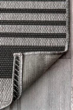 Hot Sale ⭐ NuLOOM Outdoor Robin Rug 💯 -nuLOOM Boutique 6de72d342c3f4e9cad9f20ce8dfba5fa 1080x