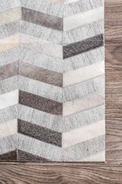 Outlet 🤩 nuLOOM Handmade Cowhide Mitch Area Rug 😀 -nuLOOM Boutique e37886e361514f99b8a6b5680b4b436a 1080x