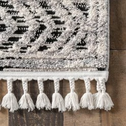 Outlet 🎉 nuLOOM Ansley Soft Lattice Textured Tassel Area Rug 🥰 -nuLOOM Boutique ec97b499898b406c83b9c127b5f1304f 1080x