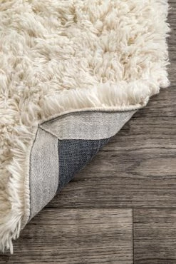 Outlet ✨ nuLOOM Nida Plush Shaggy Area Rug 🥰 -nuLOOM Boutique ed1272dd91084625a379a8523ce9bb9f 1080x